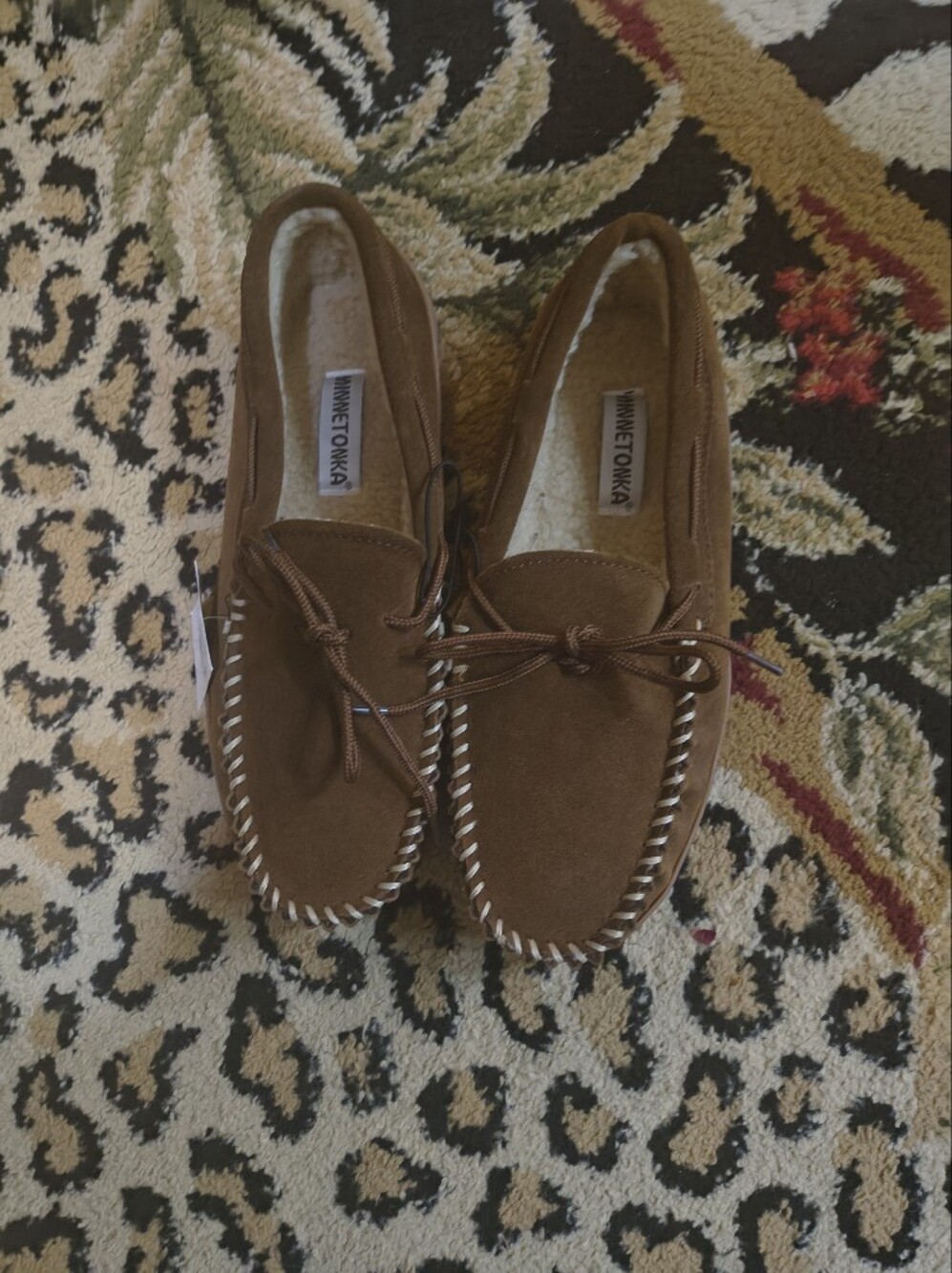 Men's Minnetonka Tory Tonkin Whiskeu Moccasin Slippers. 12m